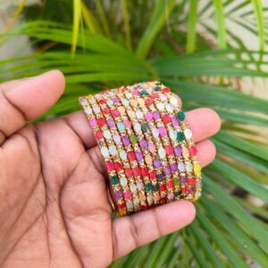 Leaf model glass bangles-Multicolor