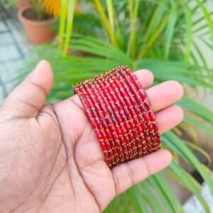 Raindrop glass bangles (Maroon)