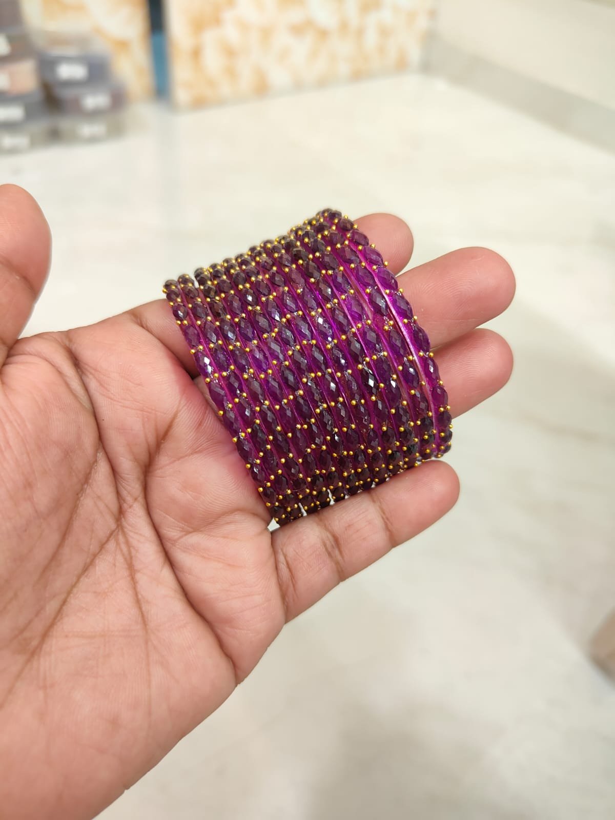 Raindrop glass bangles (Dark purple)